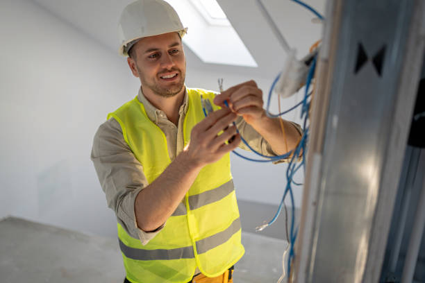 Best Local Electrician Companies  in Leesburg, FL